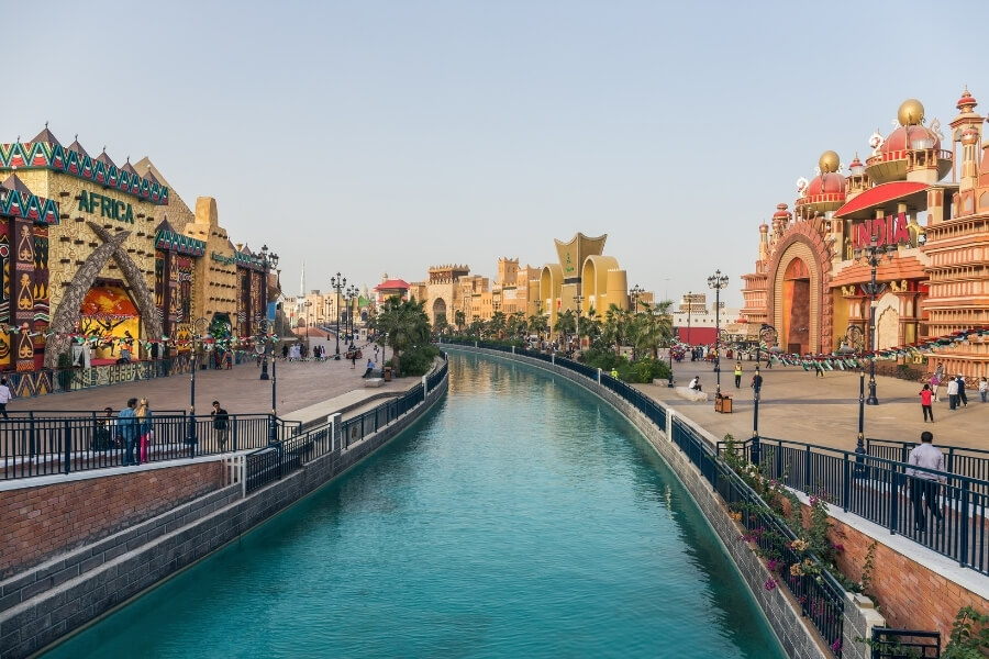 À l'intérieur du Dubai Global Village